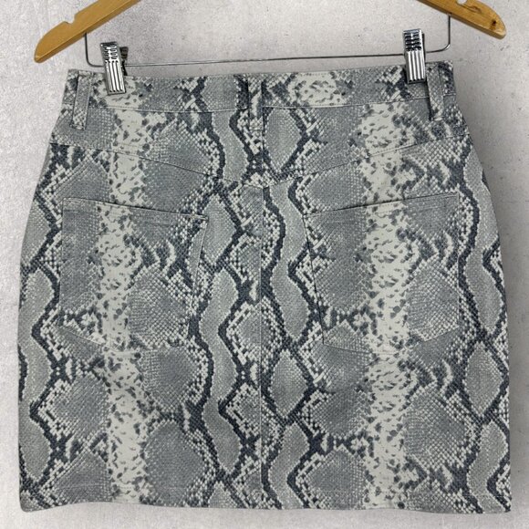 Aritzia Wilfred Free Grey Kelsey Mini Skirt Snake Print Size 8 Pockets Utility - Picture 5 of 14